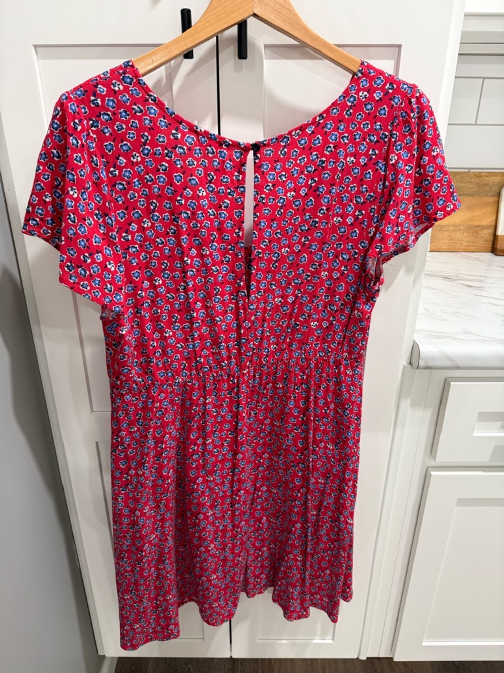 Red Floral Short-Sleeve Midi Dress
